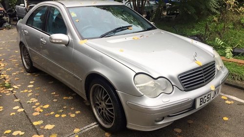 Boxe OEM Mercedes W203 Avantgarde c200 c