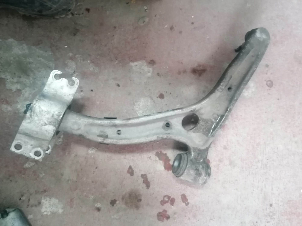 Brat dreapta fata mercedes b class w246 a2465463080