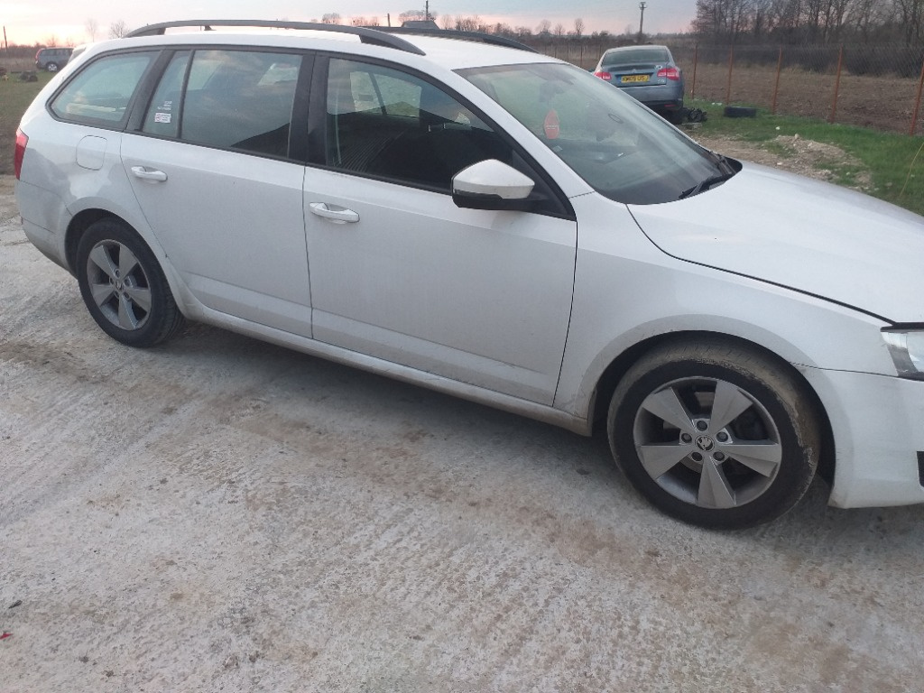Brat dreapta fata Skoda Octavia 3 2016 b