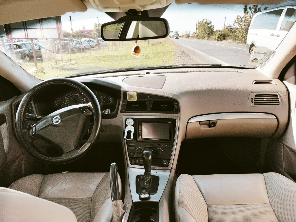 Brat dreapta fata Volvo S60 2006 BERLINA