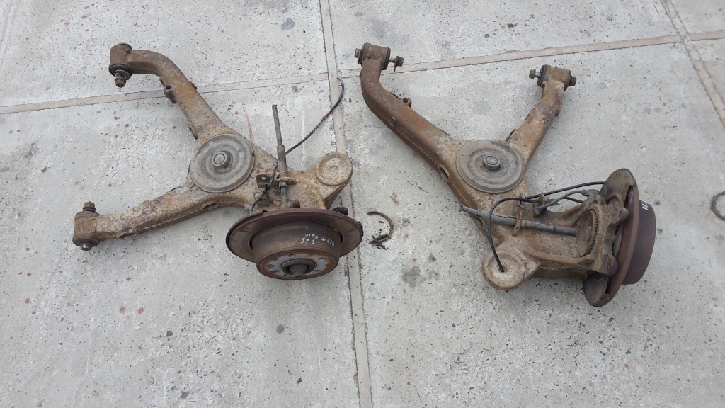 Brat dreapta spate cu butuc Mercedes Vito W638