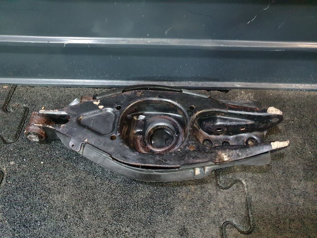 Brat inferior spate Mercedes C-Class (S203) C220 CDI 2001