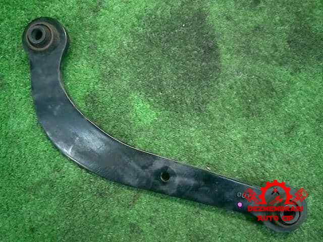 Brat mic spate dreapta Toyota Avensis 2006 4877021