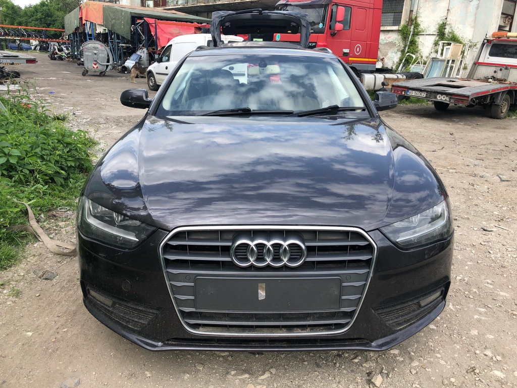 Brat stanga fata Audi A4 B8 2013 Break 2.0 TDI