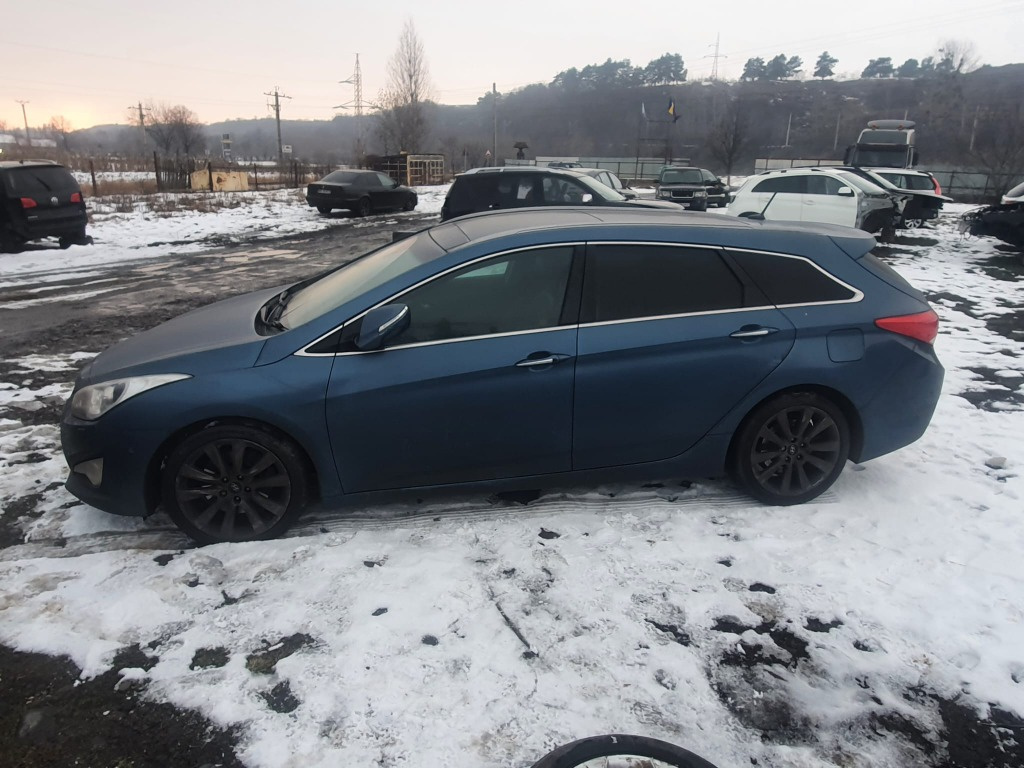 Brat stanga fata Hyundai i40 2012 COMBI 