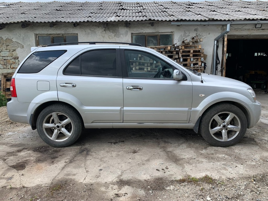 Brat stanga fata Kia Sorento 2009 SUV 2.