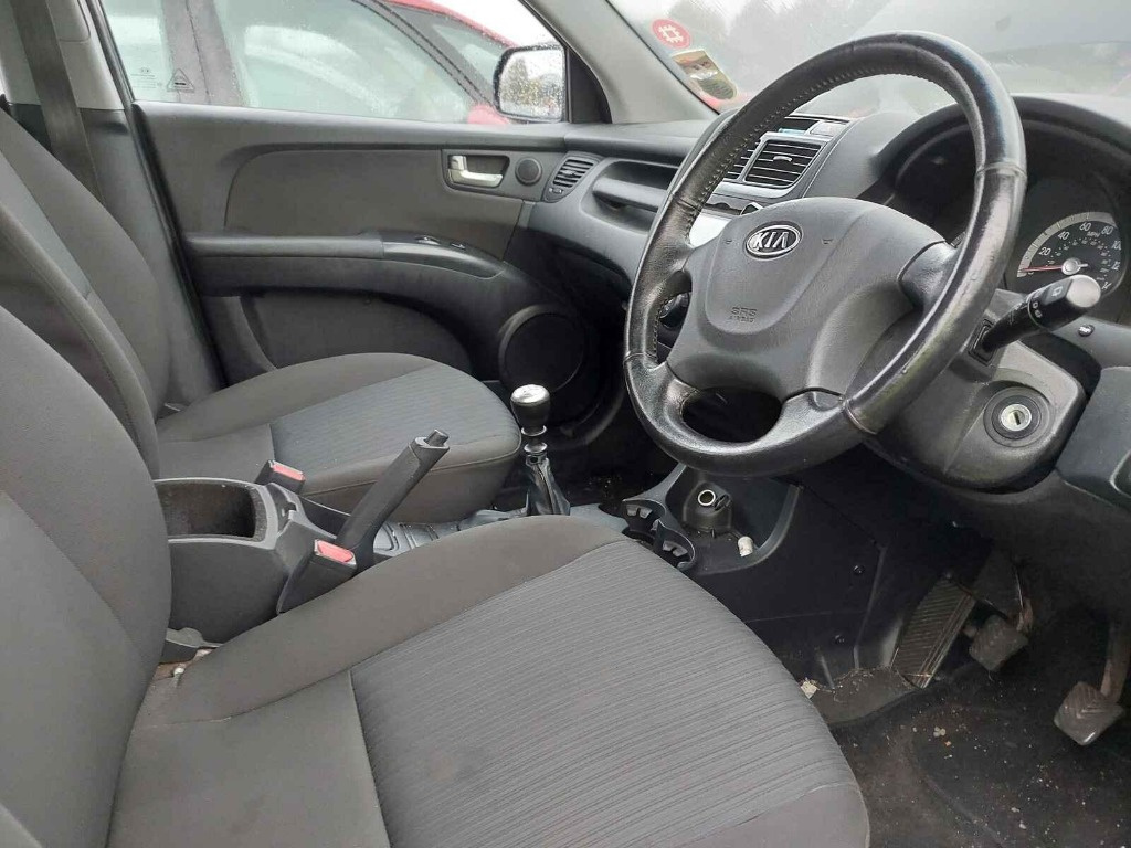 Brat stanga fata Kia Sportage 2009 SUV 2