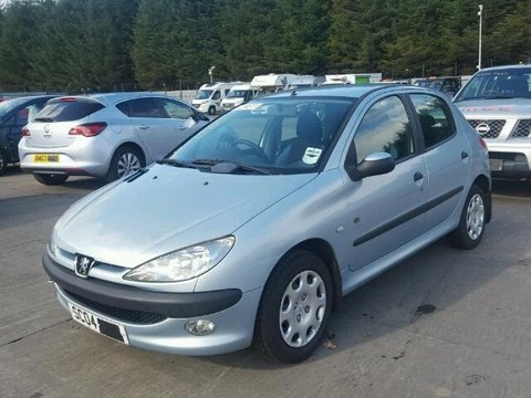 Brat stanga fata Peugeot 206 2002 hatchback 1.4i