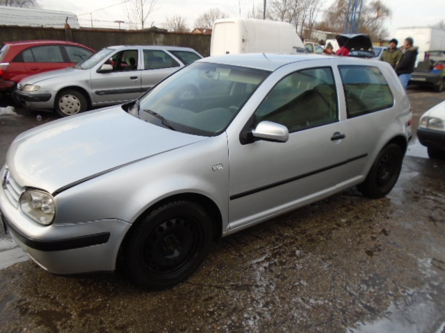 Brat stanga fata Volkswagen Golf 4 2002 