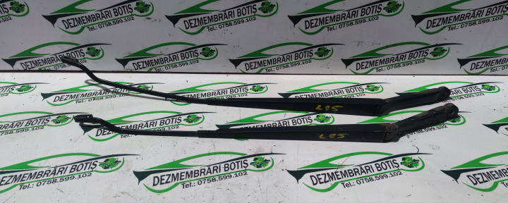 Brat stergator dreapta /285 Ford Focus [1998 - 200