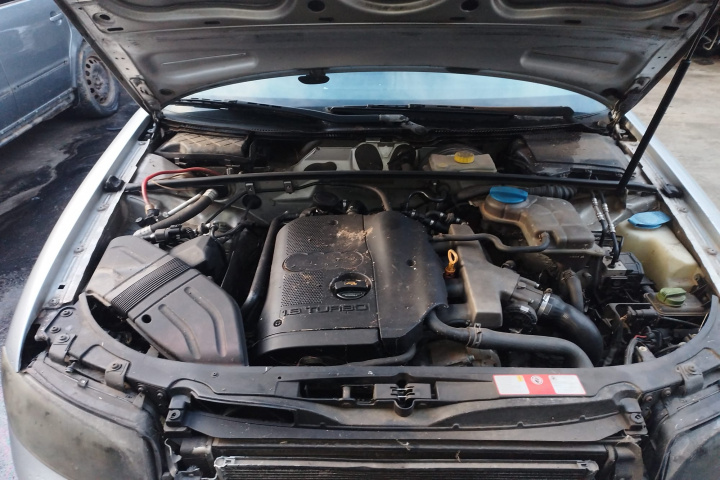 Brat stergator dreapta Audi A4 B6 [2000 