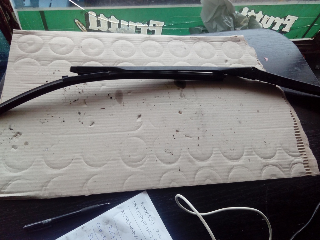 BRAT STERGATOR DREAPTA BMW E61,SERIA 5,AN 2009