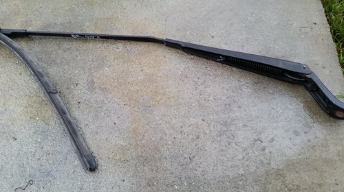 Brat stergator dreapta fata Peugeot 407,