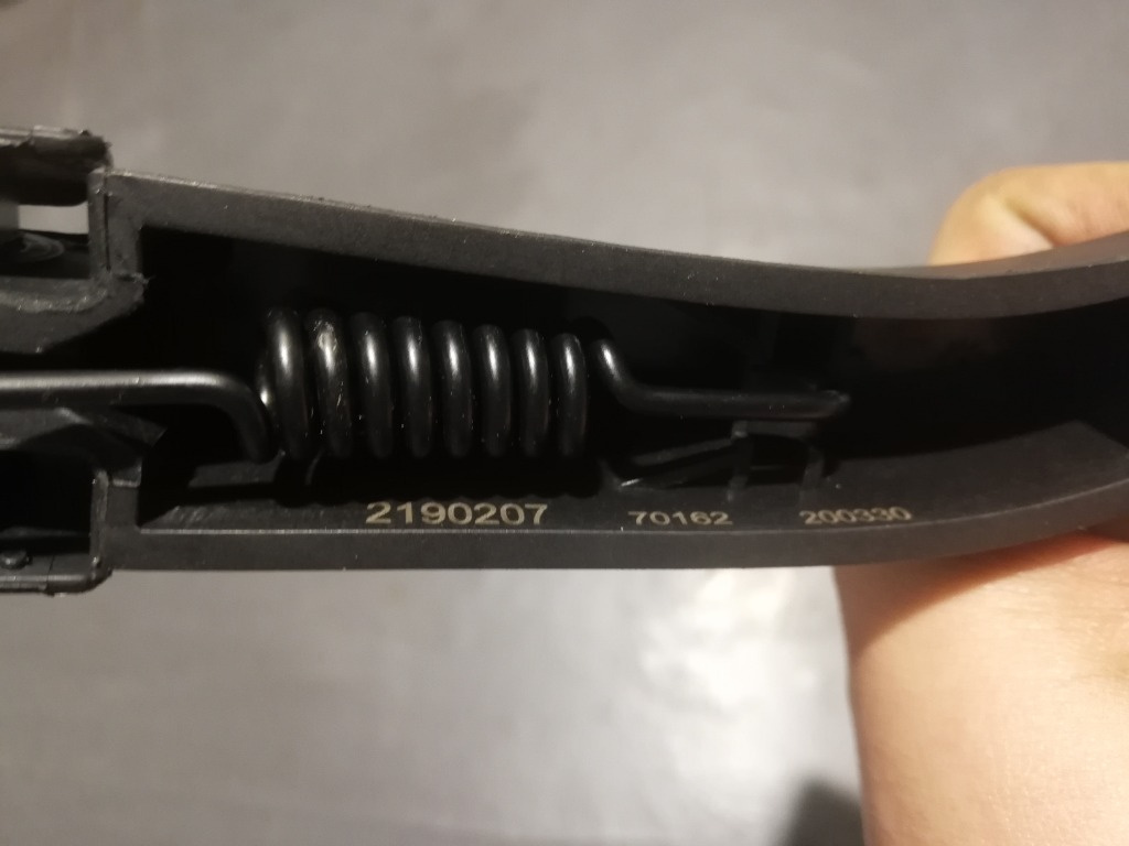 Brat stergator luneta haion BMW F20 an 2