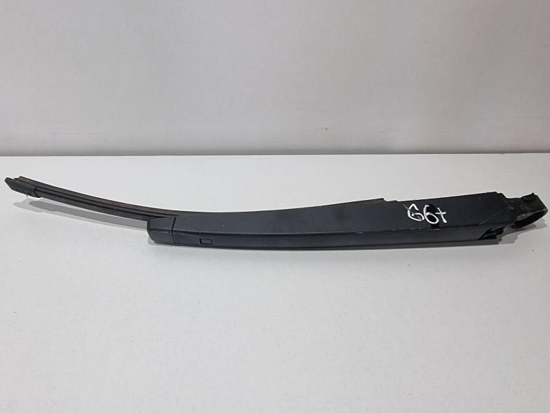 Brat stergator luneta / haion Volkswagen Golf 6 plus (2009-2014)