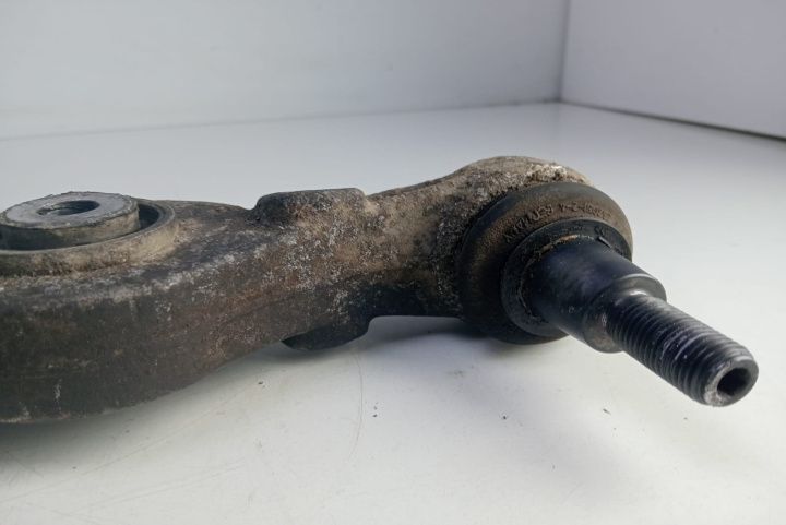 Brat suspensie fata inferior Audi A6 4F/