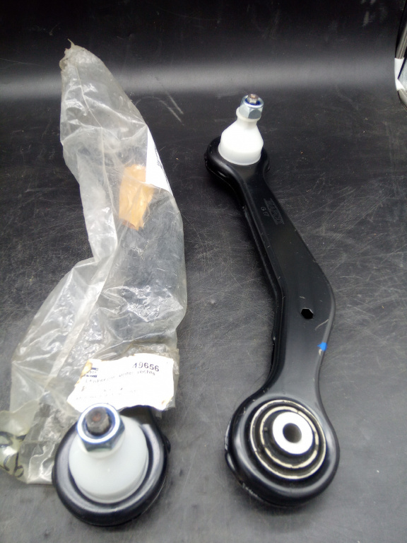 Brat suspensie roata e38 Bmw E38 an 1995 cod piesa 49656