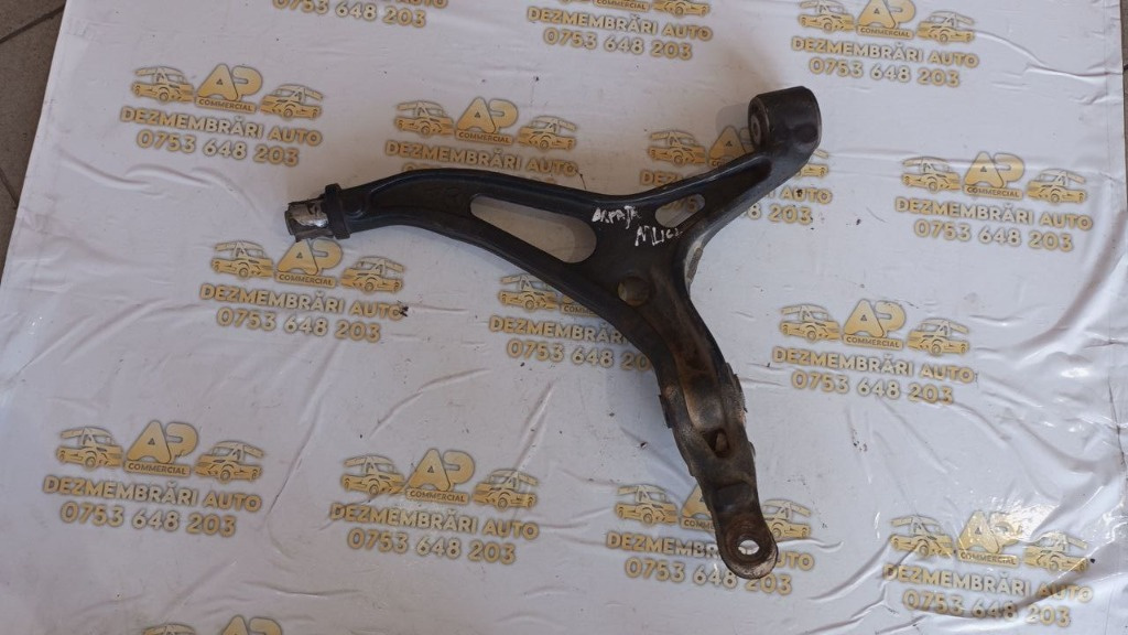 Brat trapez dreapta fata Mercedes Clasa ML W164 cod: 000060367106