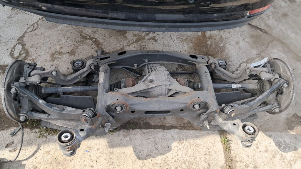 Brate punte spate AUDI A4 B9 sedan 2.0 TDI DETA an 2017