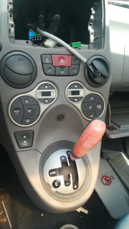 Brate stergatoare Fiat Panda 2004 Hatchb