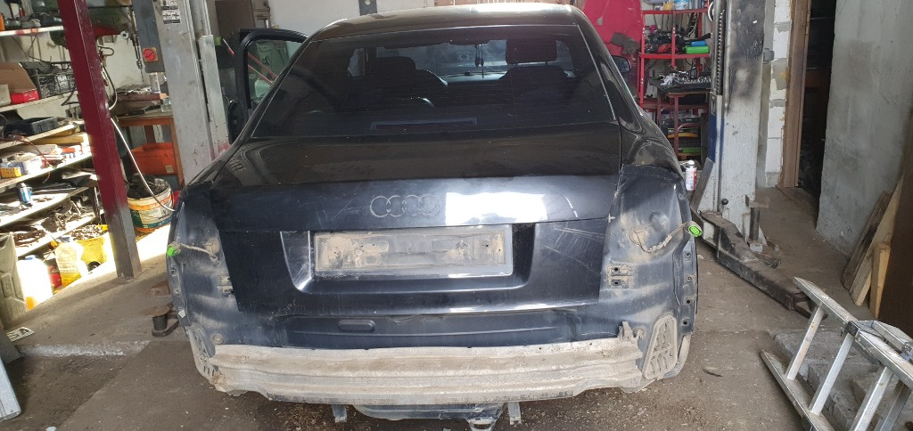 Brate stergator Audi A4 B6 2002 Limuzina 2.5 diese