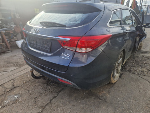 Brate stergator Hyundai i40 2012 Combi 1.7CRDI