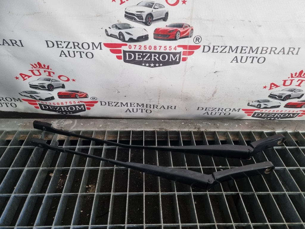 Brate stergator originale stanga / dreapta VW Jett