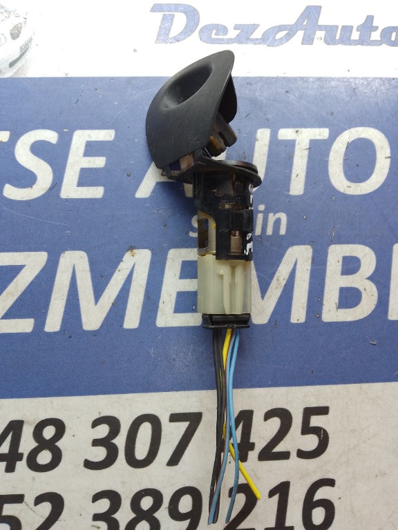 Bricheta priza Renault Scenic 2 2004-2008