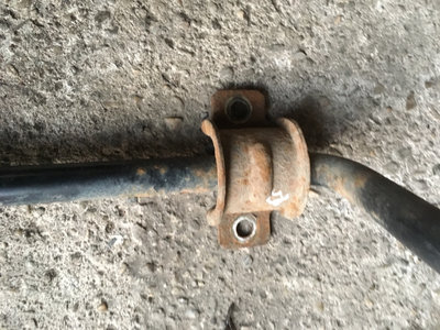 Brida bucsa dreapta bara stabilzare Ford Focus [19