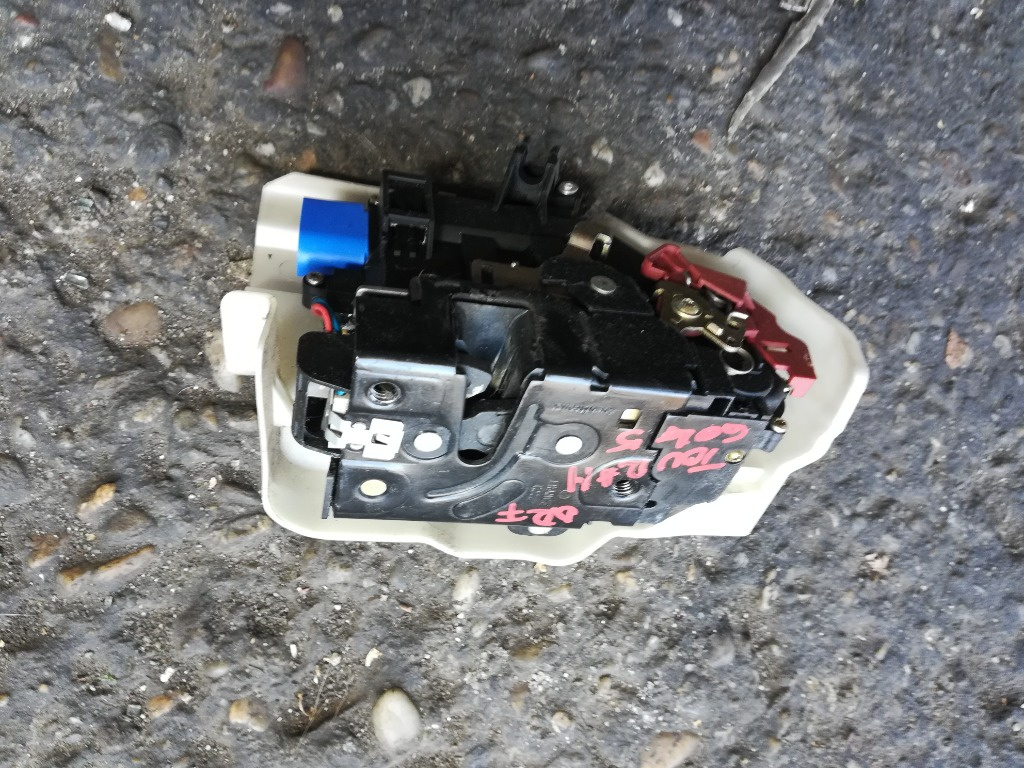 Broască ușă stânga fața Renault clio 2