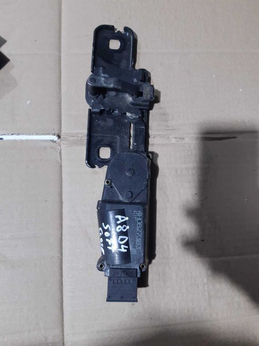 Broasca/actuator portbagaj Soft close Audi A8 D4 cod 4H0827383