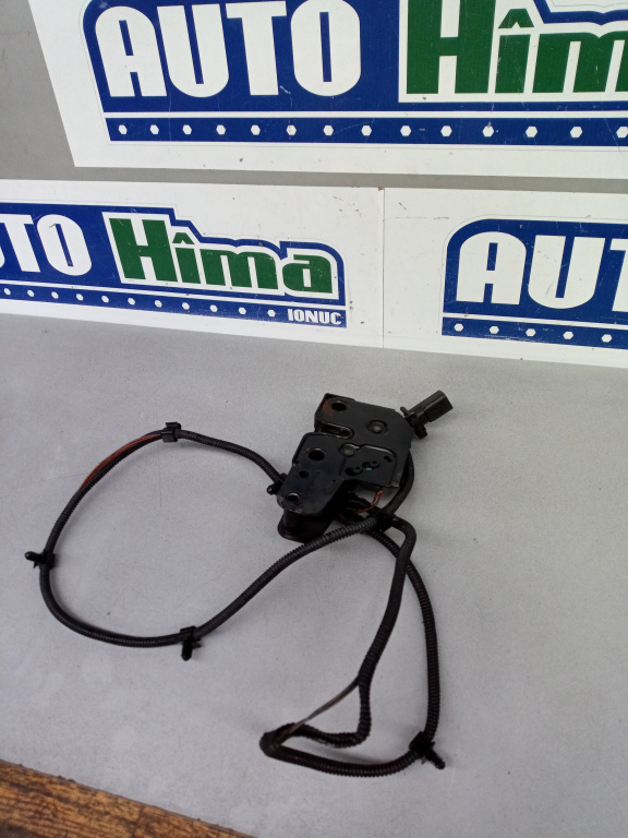 Broasca capota 7H0823509A Volkswagen T5 2003-2015