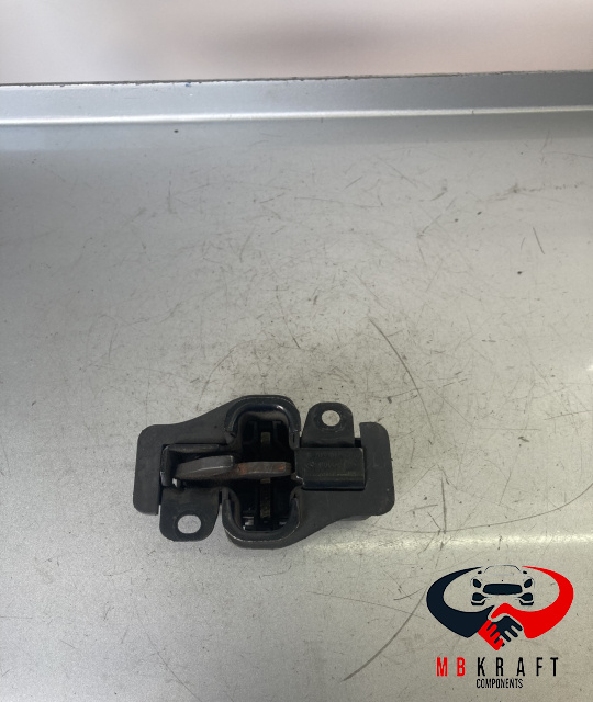 Broasca capota A2038800060 A 203 880 00 60 Mercedes-Benz C-Class W203/S203/CL203 [2000 - 2004] Sedan 4-usi