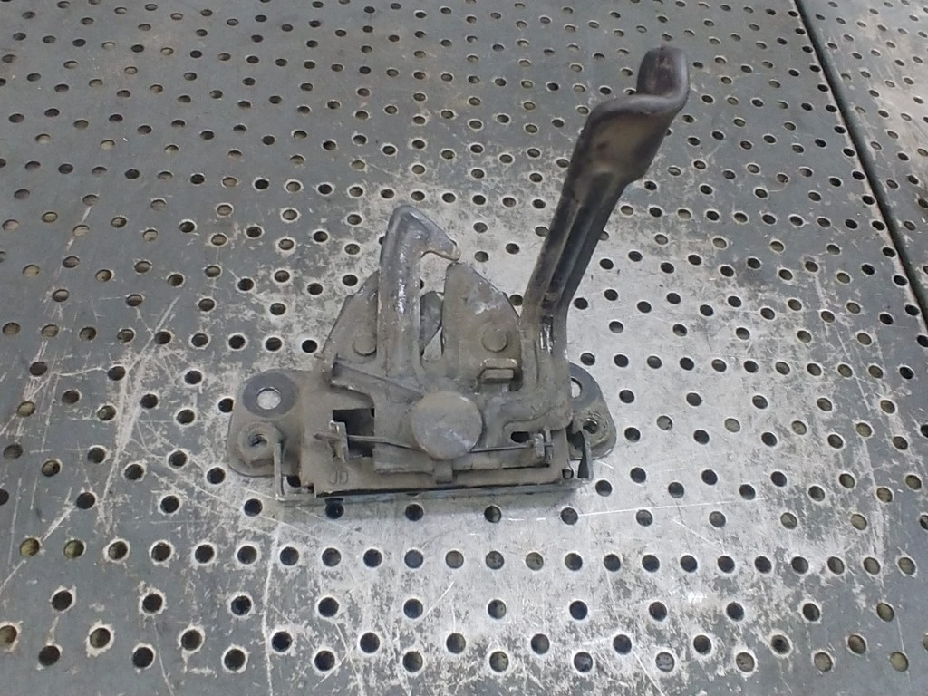 Broasca capota kia ceed 2 jd 2013
