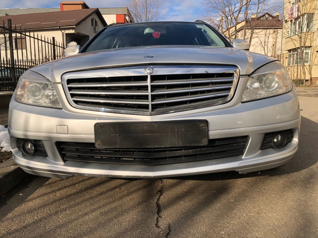 Broasca capota motor Mercedes C Class W204 2009