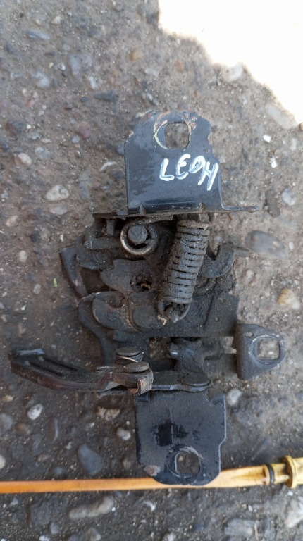 Broasca capota motor Seat Leon, Toledo 1m