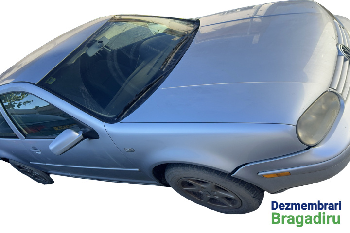 Broasca capota motor Volkswagen VW Golf 