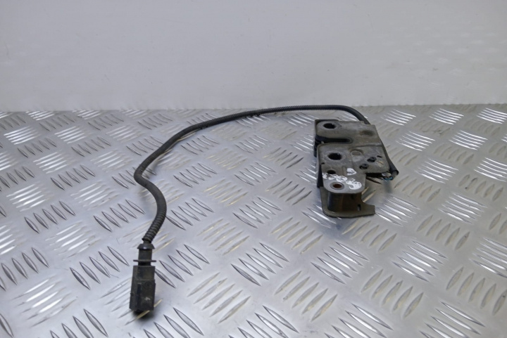 Broasca capota Volkswagen VW Golf 6 [2008 - 2015]