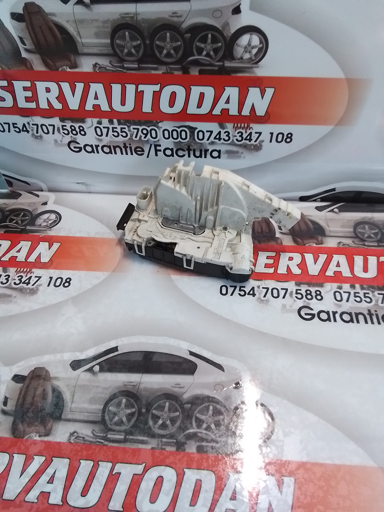 Broasca dreapta fata Mercedes-Benz C-Class (2007->) [W204] 2.2 Motorina 2012, A2047201235