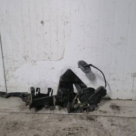 Broasca Ford Focus 2 stanga fata