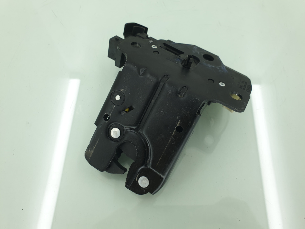 Broasca haion Audi A3 8P BKD 2003-2009 8P4827505C 