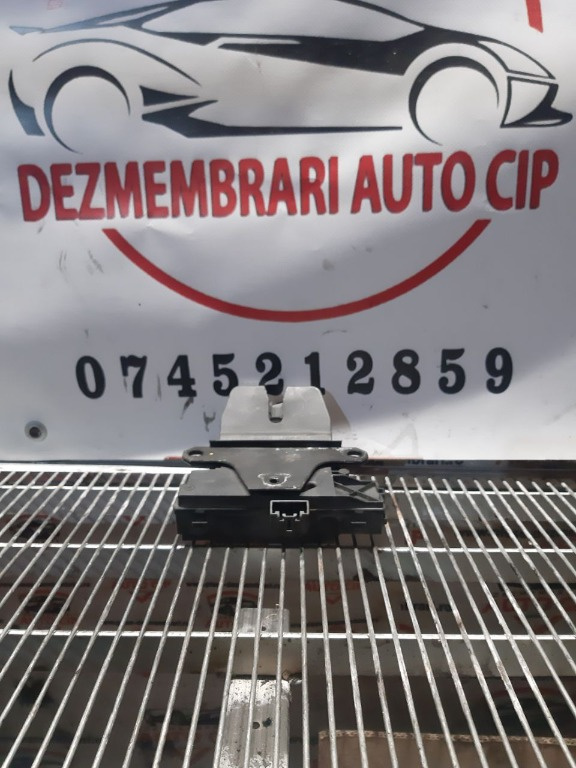 Broasca haion cu motoras Ford Focus C-Max cod 01041111904