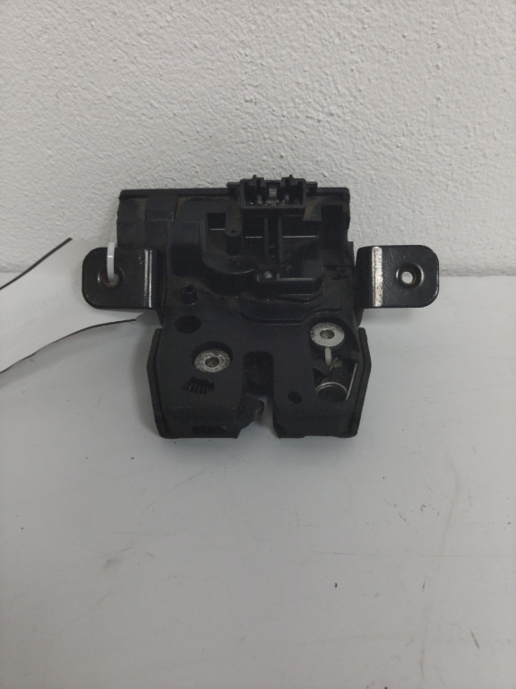 Broasca haion Ford Fiesta an 2010 cod piesa 8A61-A442A66-AB