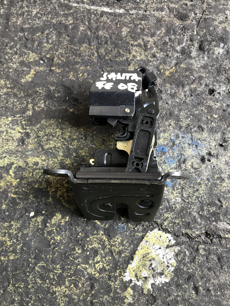 Broasca haion Hyundai Santa Fe 2008 cod 81230-2B00