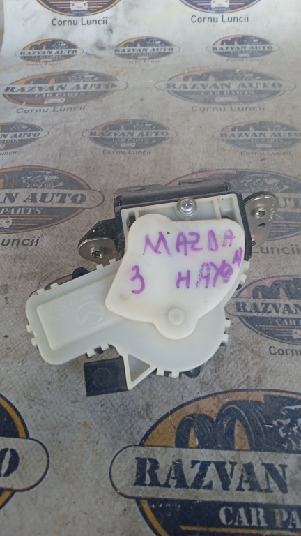 Broasca haion Mazda 3 2015