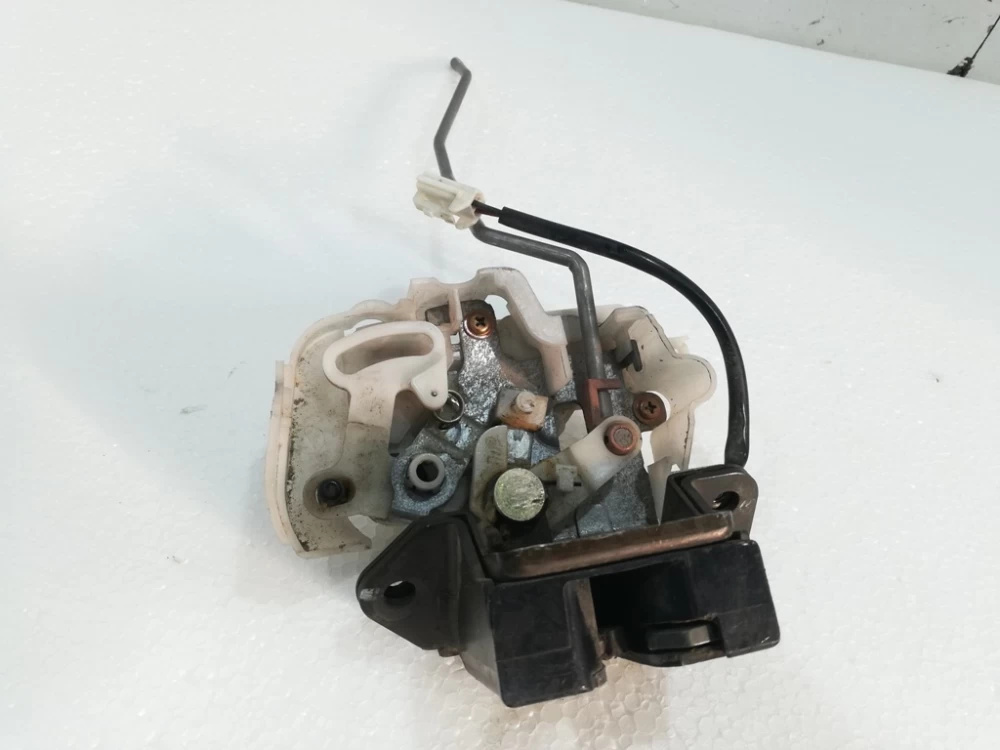 Broasca haion Mazda 6 An 2002 2003 2004 2005 2006