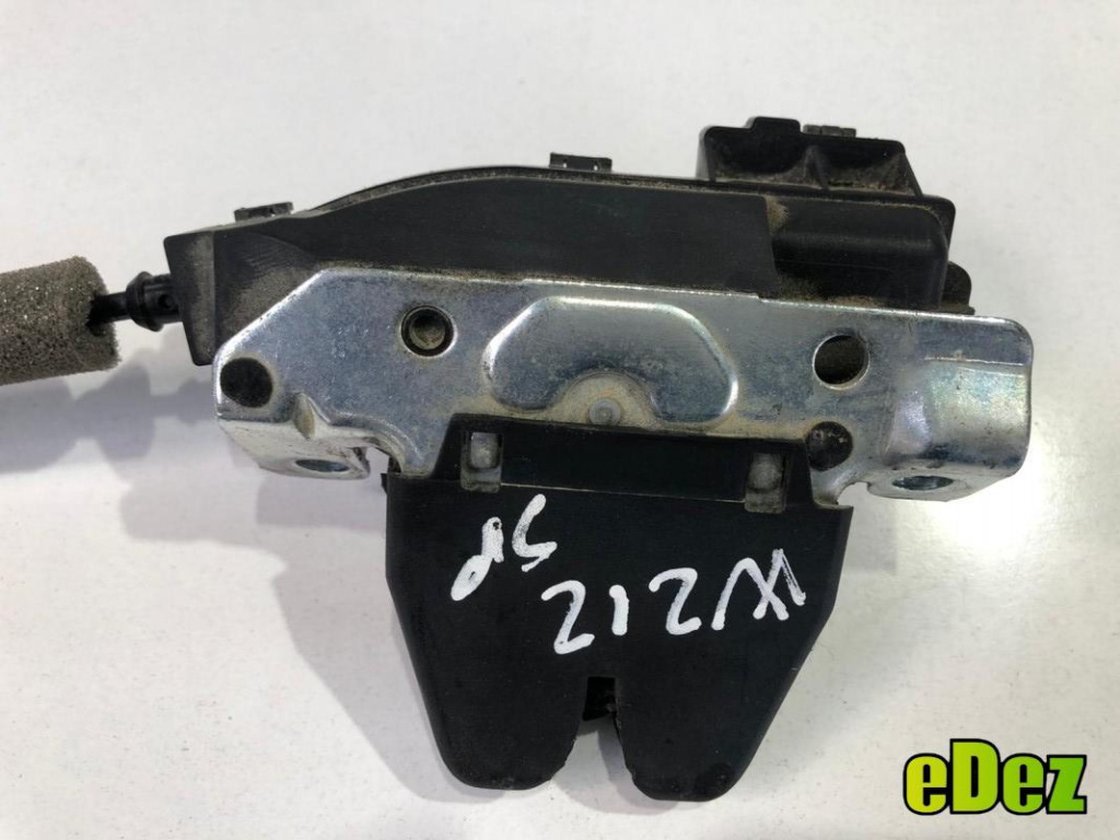 Broasca haion Mercedes C-Class (2007-2010) [W204] 