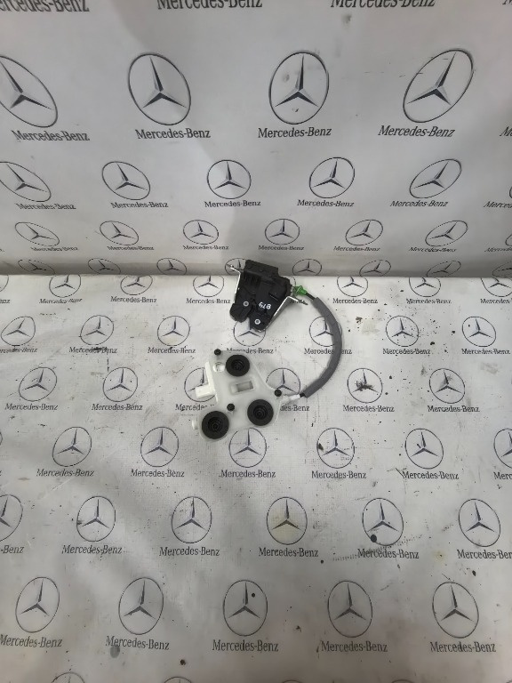 Broasca haion Mercedes GLB X247 A0997400600 A09990