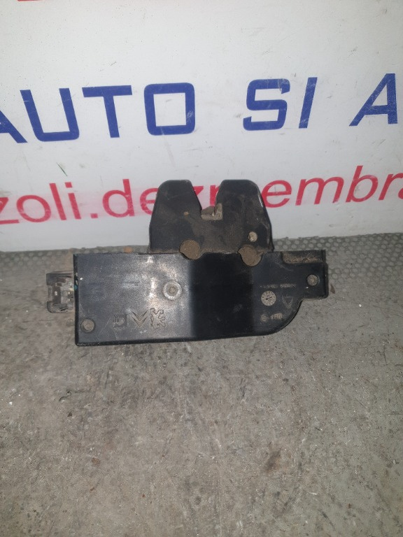 Broasca haion PEUGEOT 307 HATCHBACK din 2004 cod 9652301980