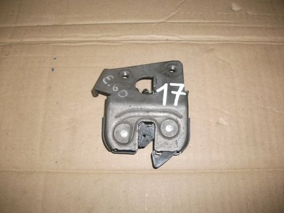 Broasca ,incuietoare portbagaj, BMW Seria 5 E60, l